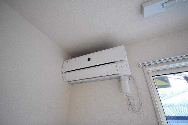 �y���̑��ݔ��z�@