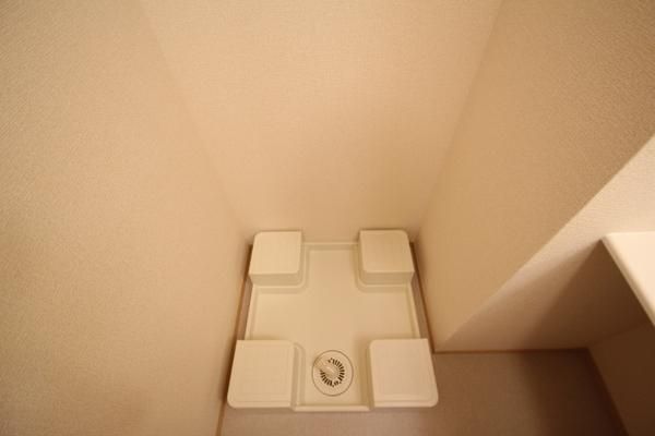 �y���̑��ݔ��z�@