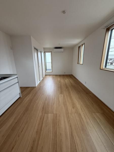 �y���̑��ݔ��z�@