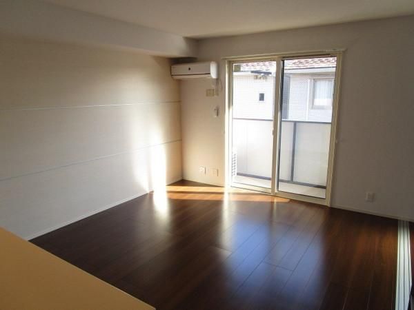 �y�����E���r���O�z�@���������ʎ���