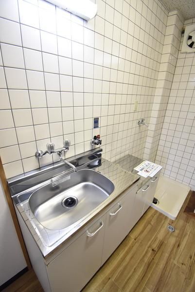 �y�L�b�`���z�@