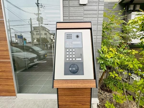 �y�G���g�����X�z�@