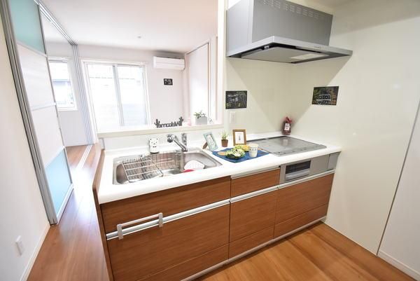 �y�L�b�`���z�@