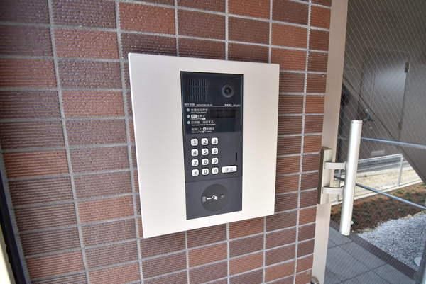 �y�Z�L�����e�B�z�@���d�l�ʐ^