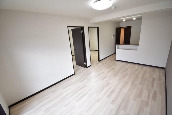 �y�����E���r���O�z�@���������ʎ���