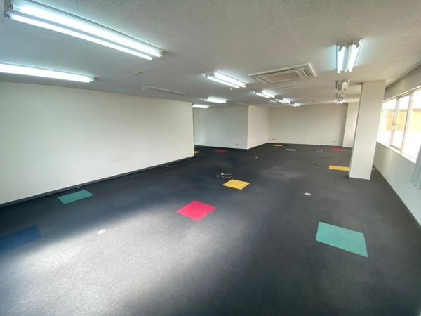 �y���̑������E�X�y�[�X�z�@