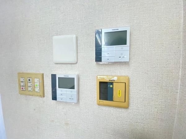 �y���̑��ݔ��z�@