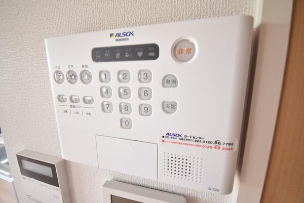 �y�Z�L�����e�B�z�@���������ʎ���