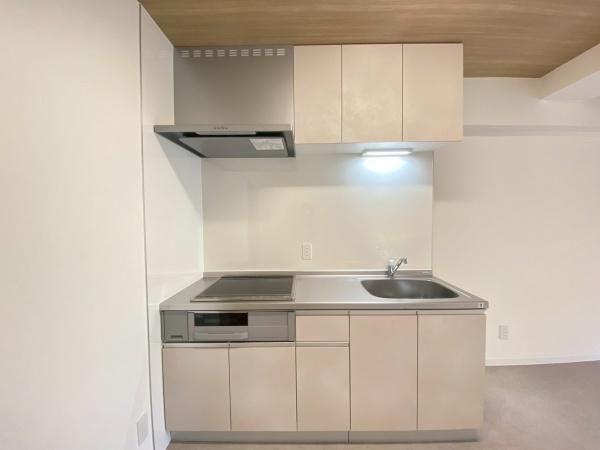 �y�L�b�`���z�@