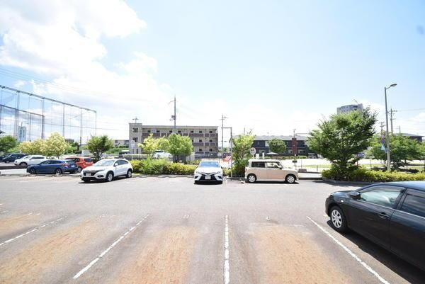 �y���]�z�@