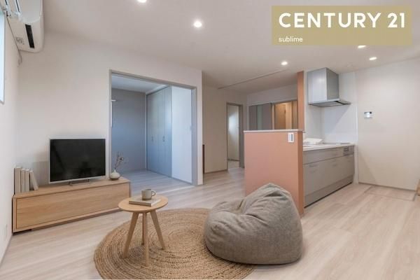 �y�����E���r���O�z�@