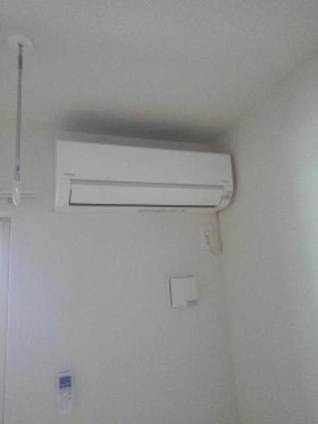 �y���̑��ݔ��z�@