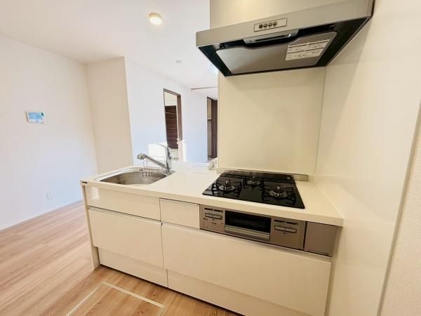 �y�L�b�`���z�@