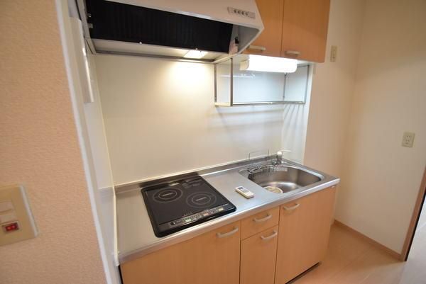 �y�L�b�`���z�@