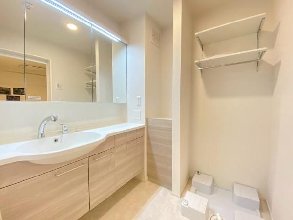 �y���ʏ��z�@