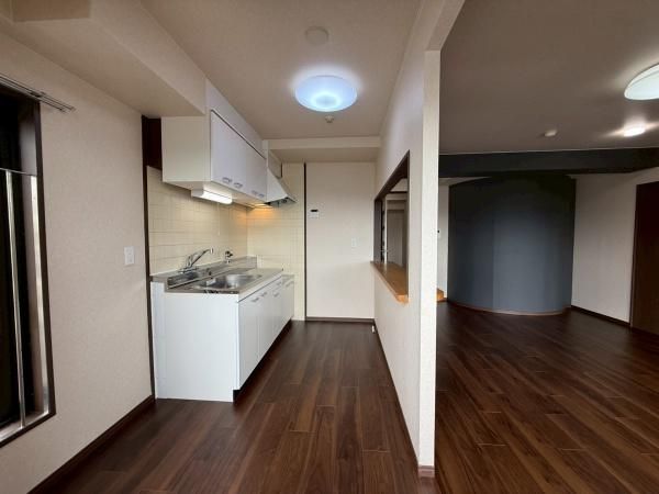 �y�L�b�`���z�@