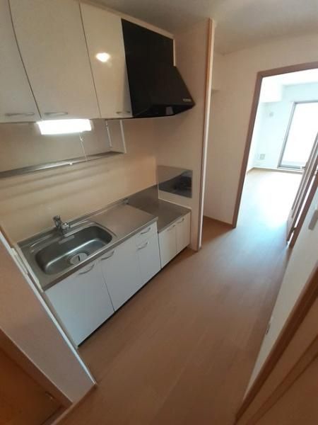 �y�L�b�`���z�@