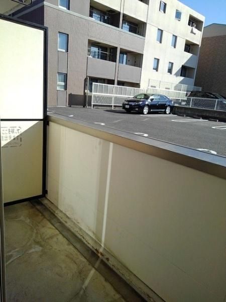 �y���]�z�@