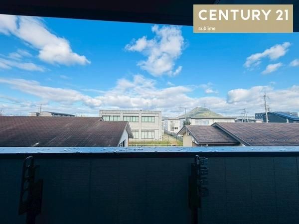 �y���]�z�@