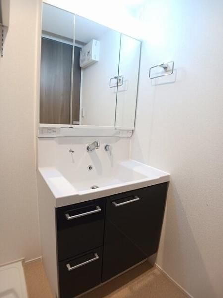 �y���ʏ��z�@