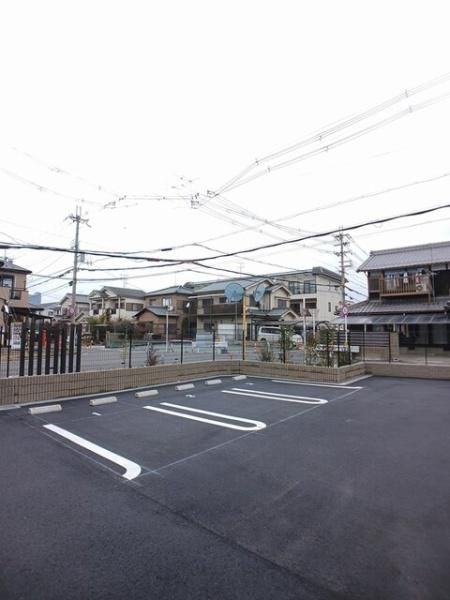 �y���]�z�@