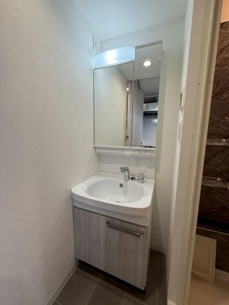 �y���ʏ��z�@