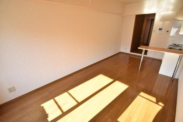 �y���̑������E�X�y�[�X�z�@