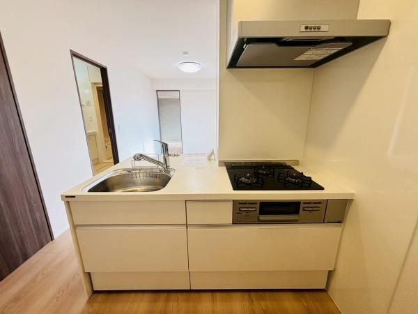 �y�L�b�`���z�@