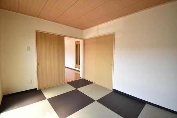 �y���̑������E�X�y�[�X�z�@���d�l�ʐ^