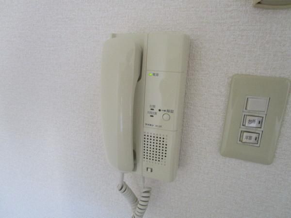 �y�Z�L�����e�B�z�@���d�l�ʐ^