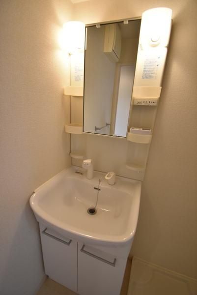 �y���ʏ��z�@