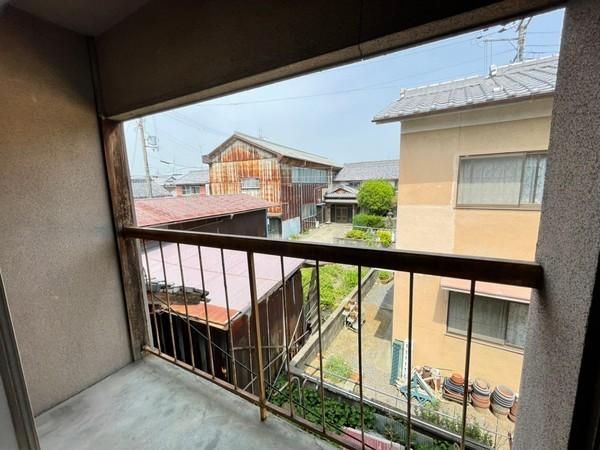 �y���]�z�@