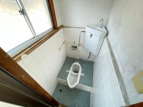 �y�g�C���z�@