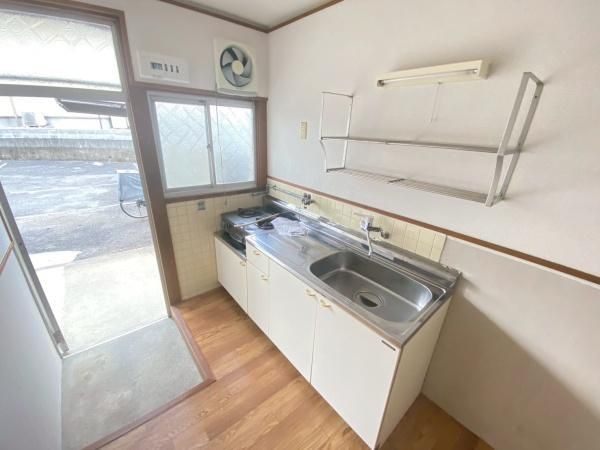 �y�L�b�`���z�@