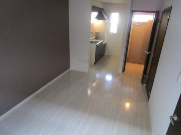 �y�����E���r���O�z�@�������ʎ�