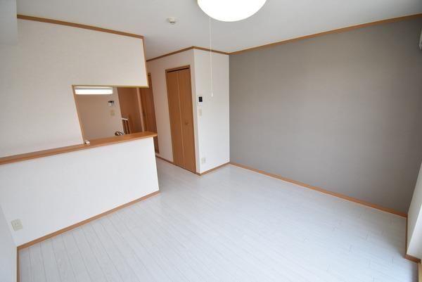 �y�����E���r���O�z�@���d�l�ʐ^