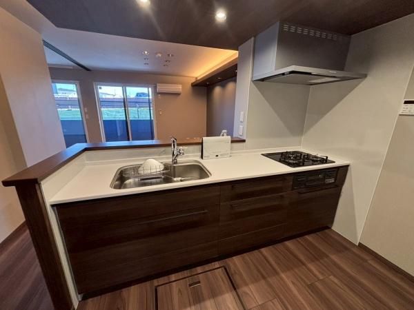 �y�L�b�`���z�@