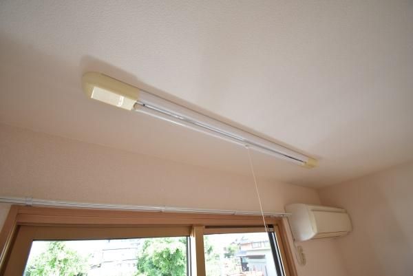 �y���̑��ݔ��z�@���d�l�ʐ^