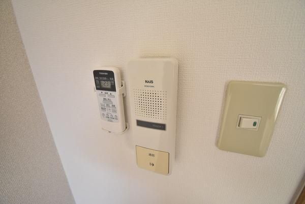 �y�Z�L�����e�B�z�@���d�l�ʐ^