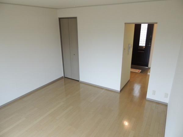 �y���̑������E�X�y�[�X�z�@���d�l�ʐ^