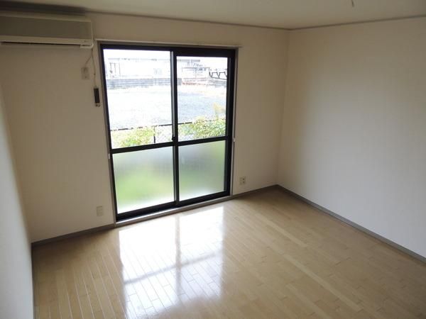 �y���̑������E�X�y�[�X�z�@���d�l�ʐ^