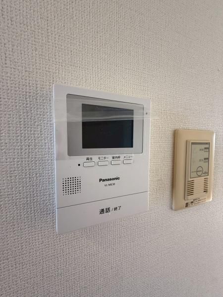 �y�Z�L�����e�B�z�@���������ʎ���