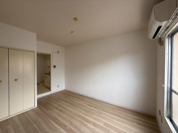 �y�����E���r���O�z�@���d�l�ʐ^