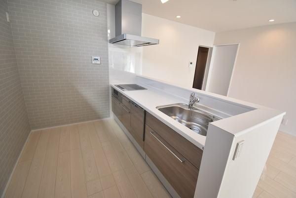 �y�L�b�`���z�@