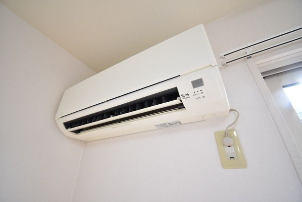 �y���̑��ݔ��z�@