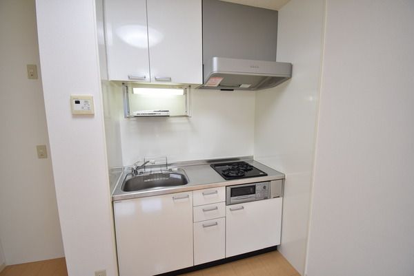 �y�L�b�`���z�@