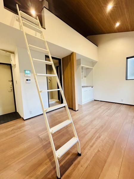 �y���̑������E�X�y�[�X�z�@