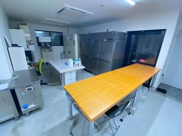 �y�����E���r���O�z�@