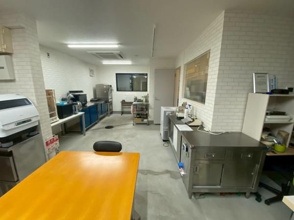 �y�����E���r���O�z�@