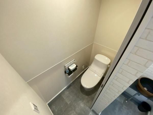 �y�g�C���z�@